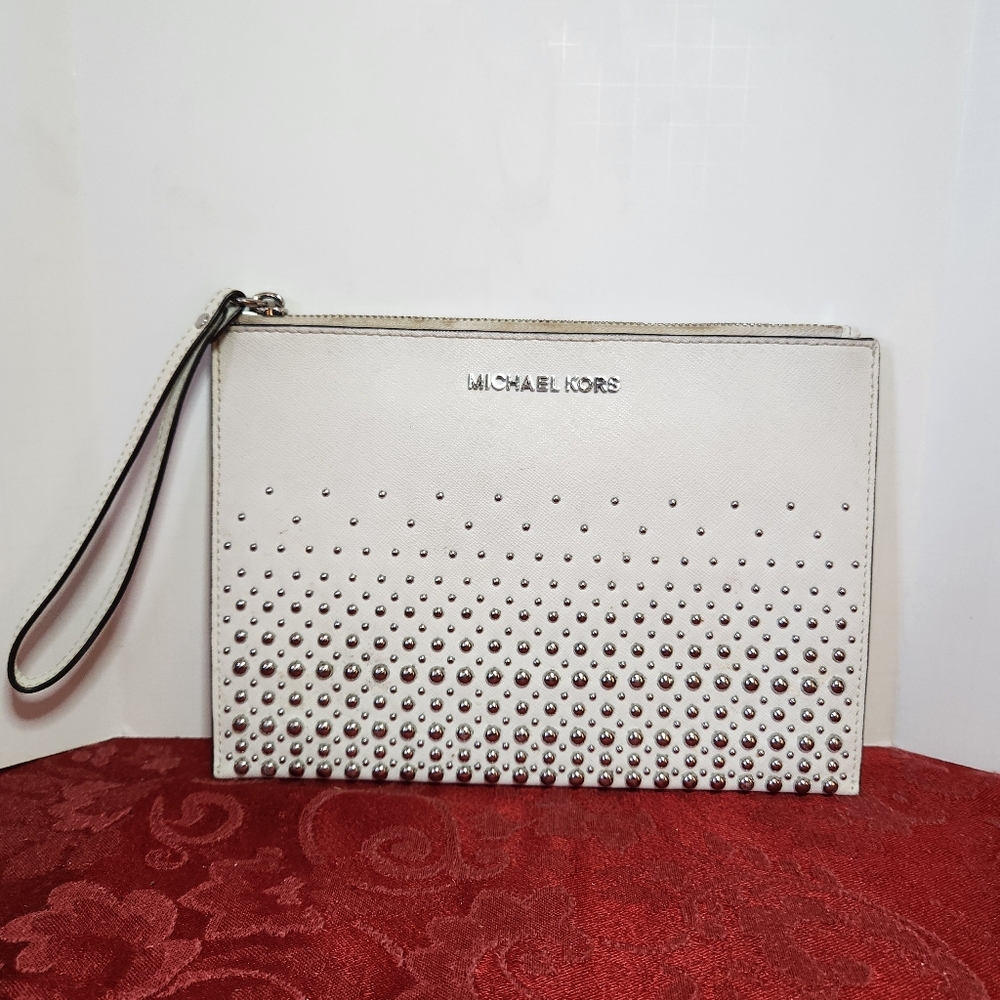 Michael Kors White Saffiano Leather Studded Zip Up Clutch Wristlet Wallet